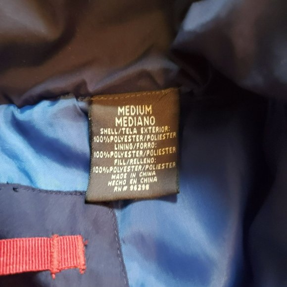 ST. JOHN'S BAY NAVY PUFFER VEST SZ MEDIUM ZIPPER CLOSURE DEEP POCKETS - Picture 4 of 6